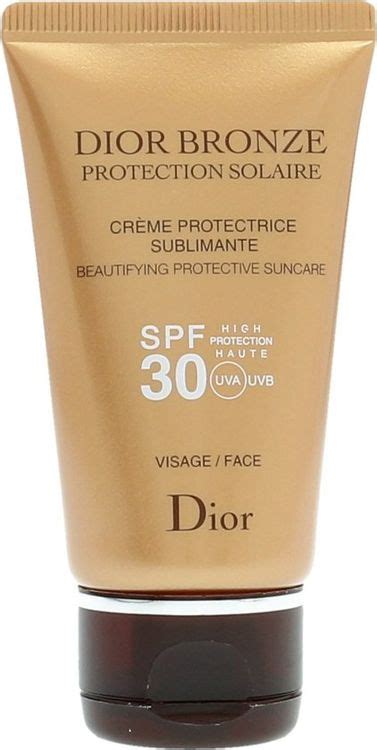 pack solaire dior pochette|dior sunscreen sun protection.